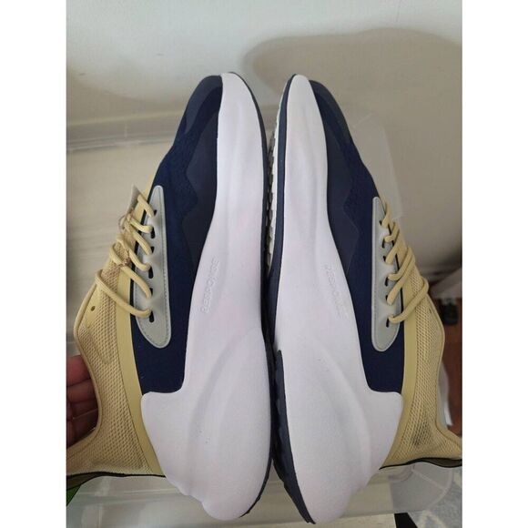 adidas Alphaboost V2 Georgia Tech US Mens 14 NWT - Picture 9 of 12